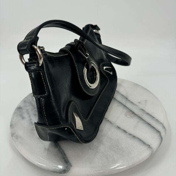 Y2K Black Faux Leather shoulder bag - Picture 7 of 7